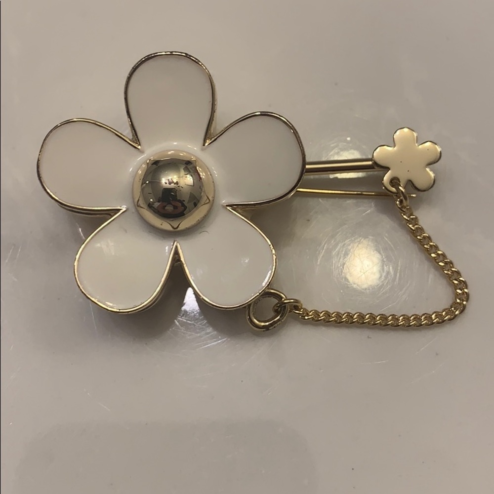 Marc Jacobs Pin